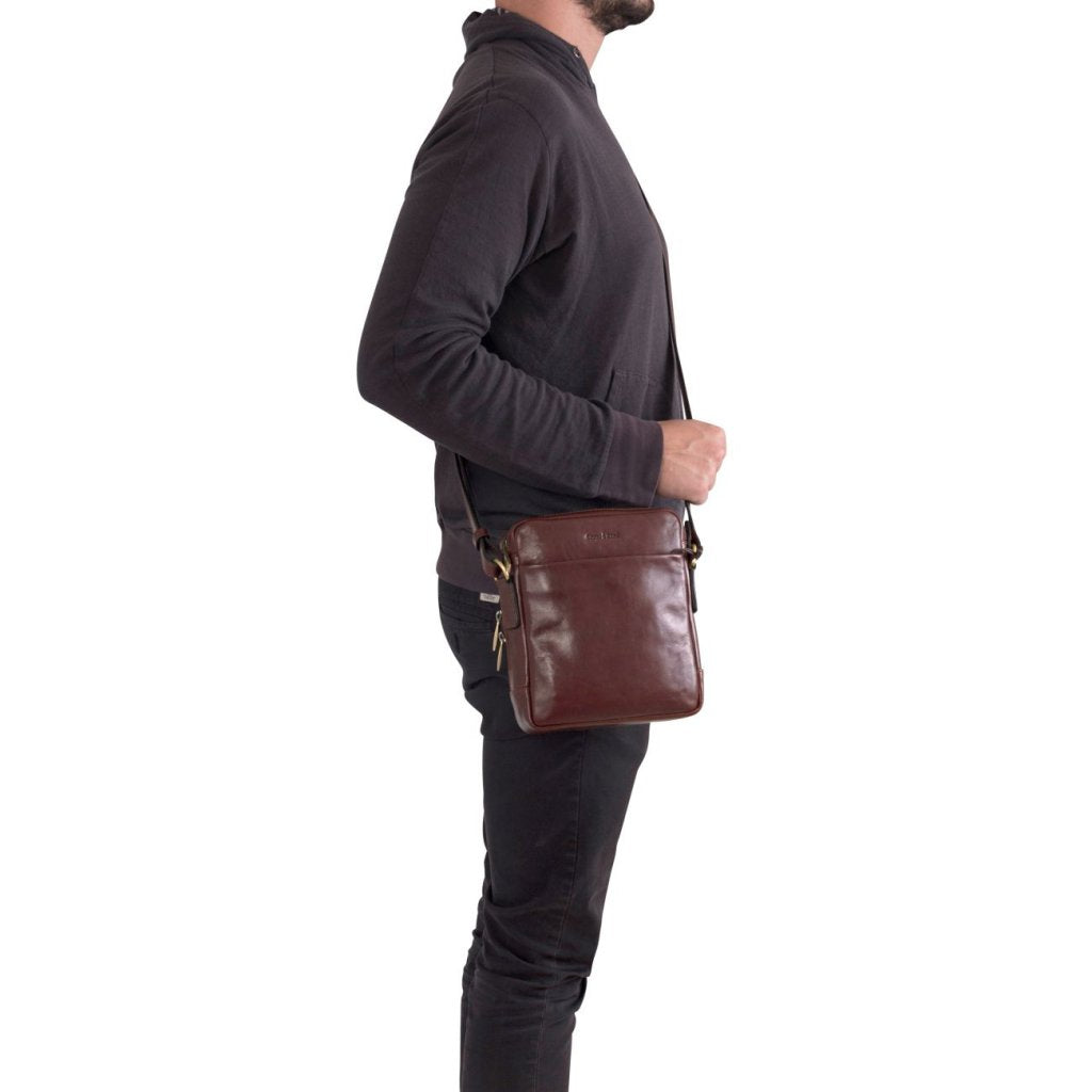 Gianni Conti Compact Crossbody Messenger in Italian Leather