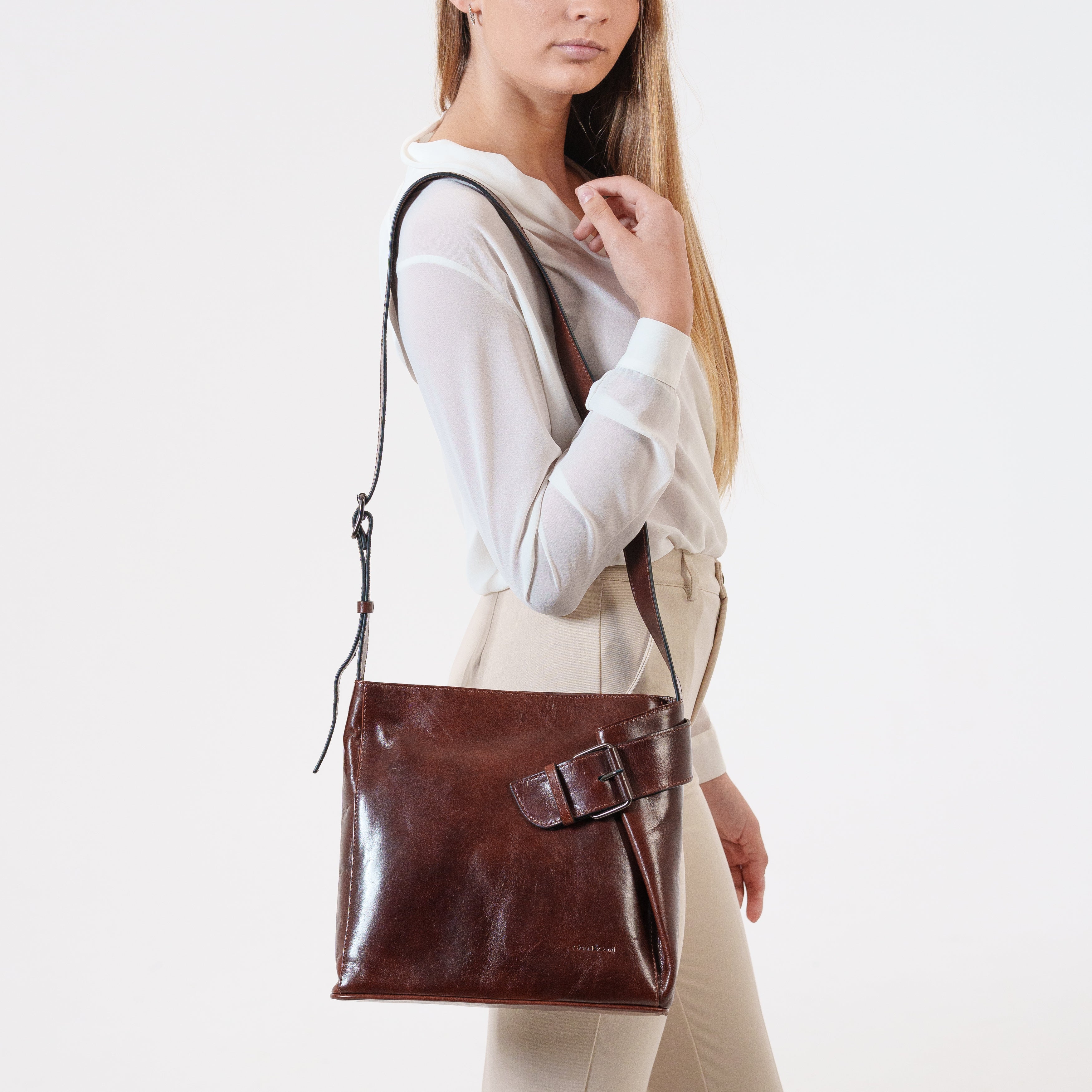 #color_brown