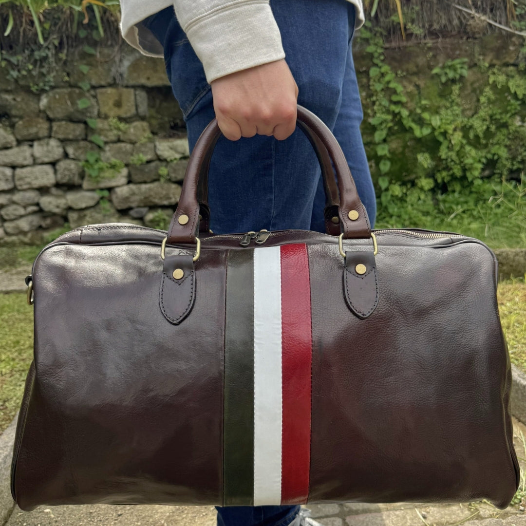 Il Classico Borsone con Bandiera Italiana e Tracolla Opzionale 