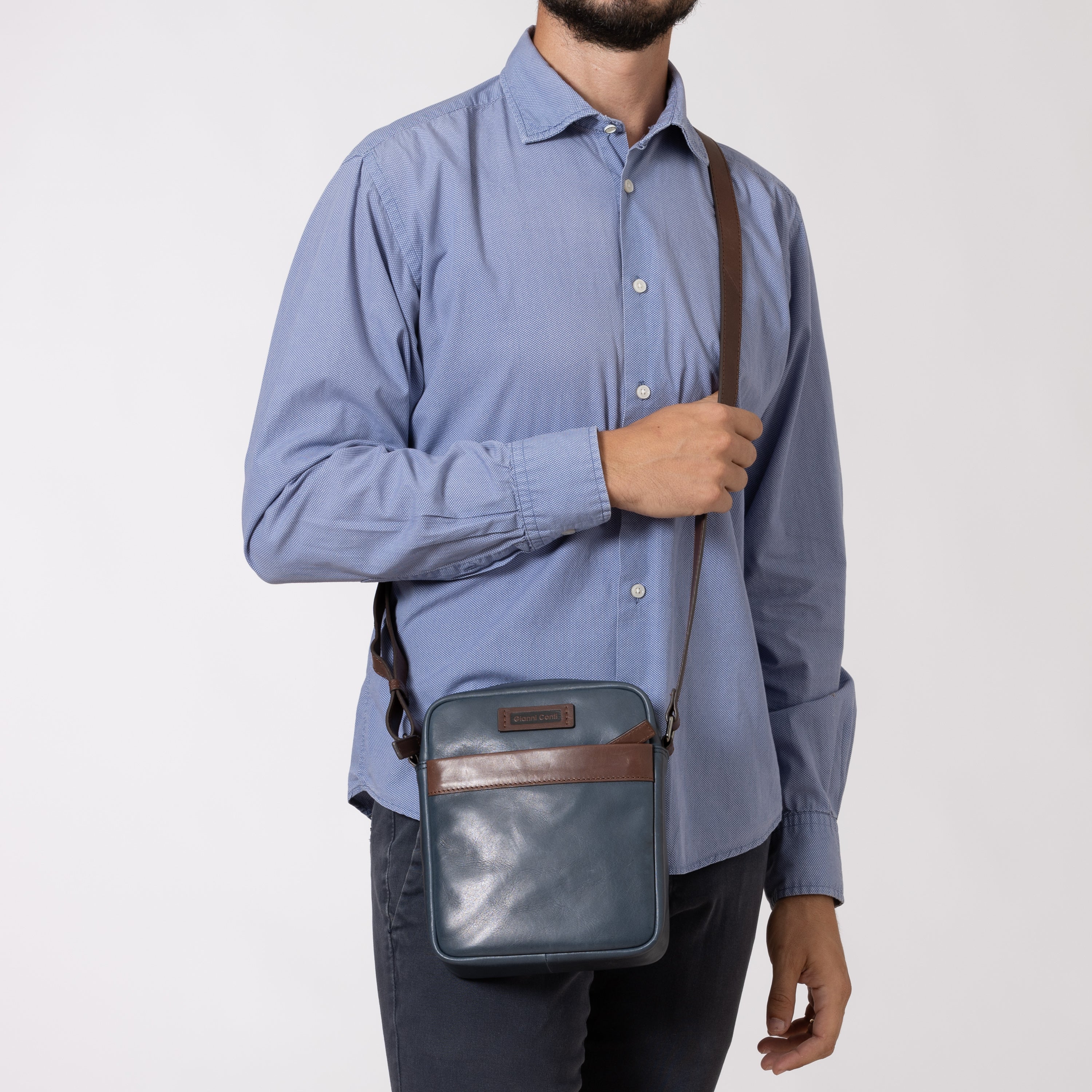 Gianni Conti Slim Compact Crossbody Bag in Italian Leather