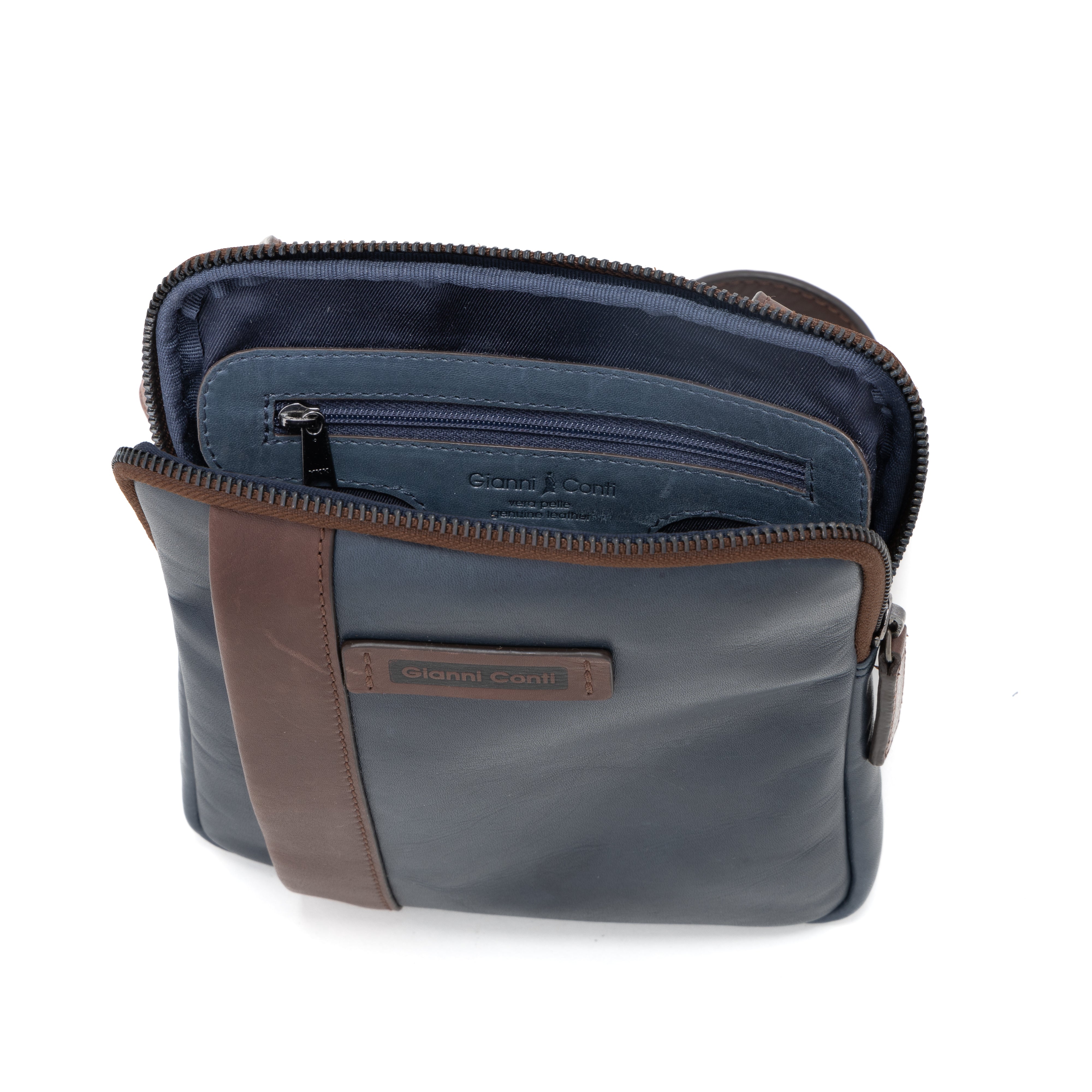 #color_navy and brown